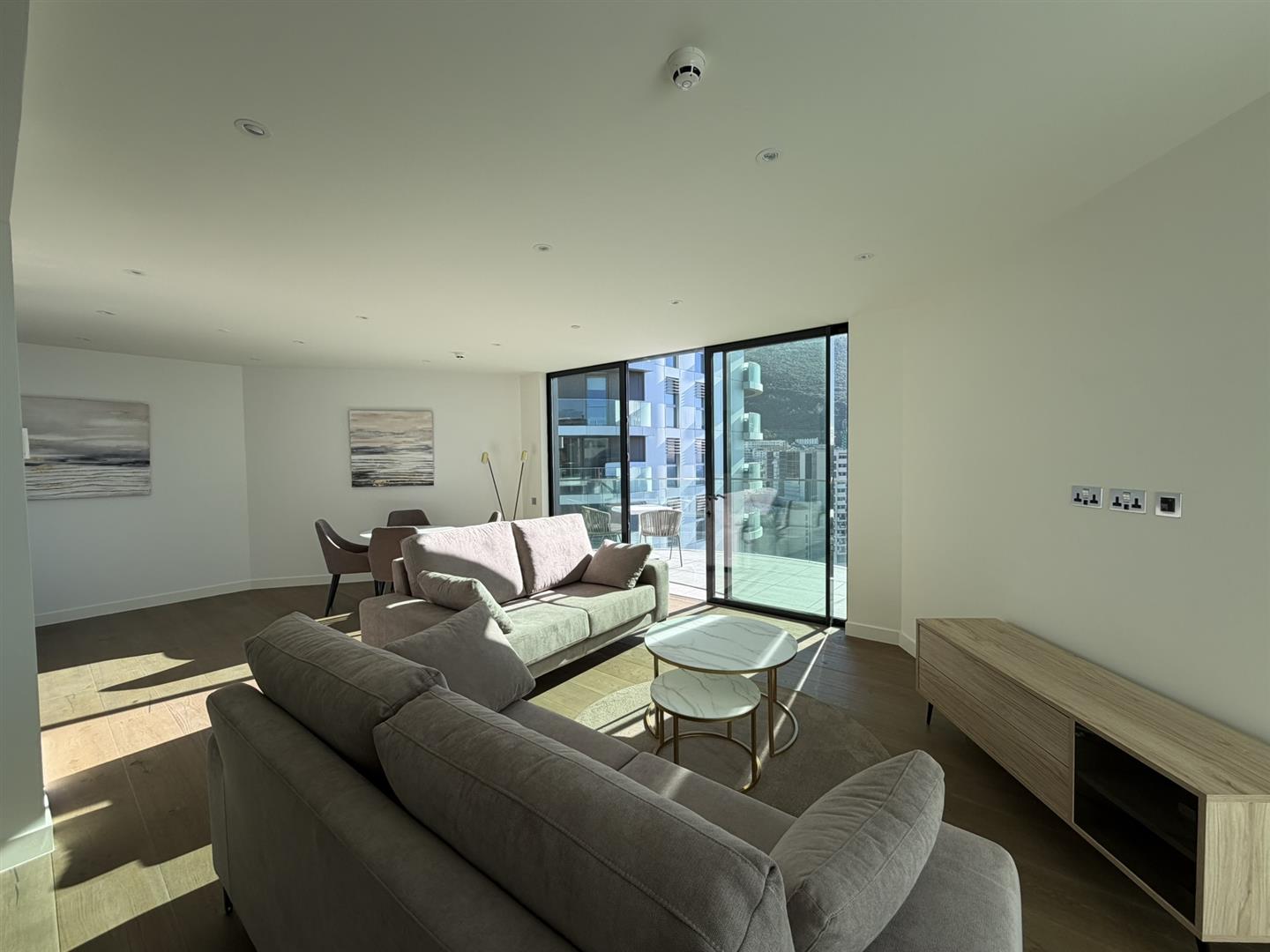 Image of Apartment - 3 Bedrooms - 3 Bathrooms for Rental in EuroCity-Gibraltar, Image 1